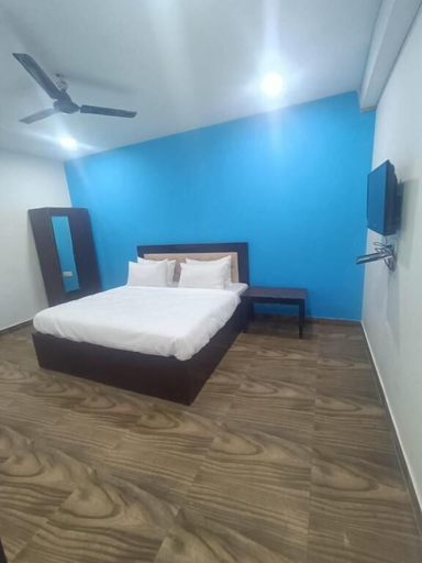 Bedroom 4, Hotel Royal Inn, Delhi