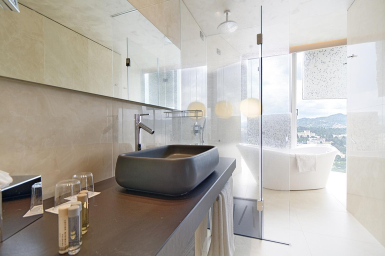 Bathroom 4, Maritim Hotel Plaza Tirana, Tirana
