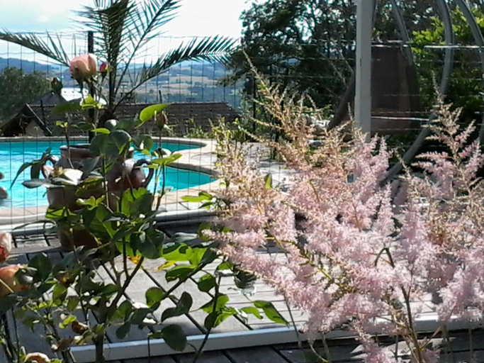Others 3, Les Haies Vives, Haute-Savoie