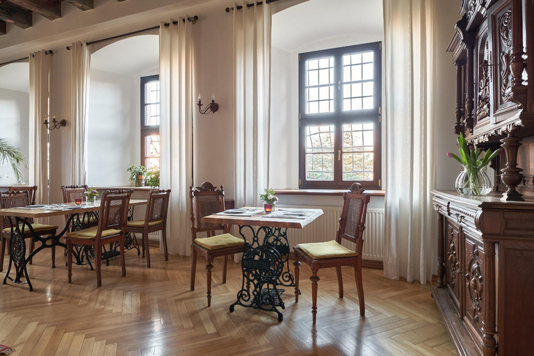 Others 4, Boutique Palac Warmatowice Sienkiewiczowskie, Legnica