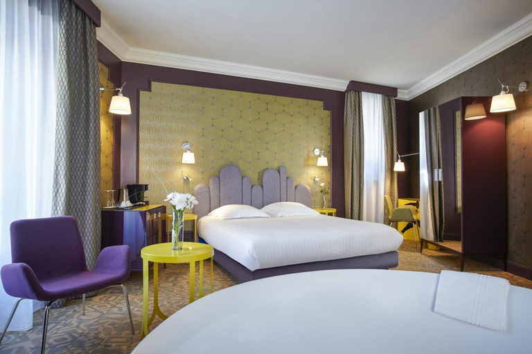 Bedroom 2, Grand Hotel du Midi Montpellier - Comedy Opera, Hérault