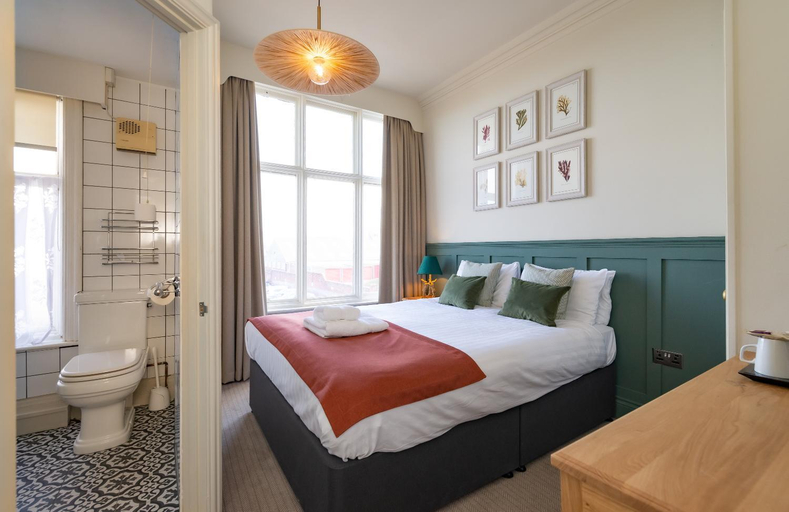Bedroom 3, Cliftonville Hotel, Norfolk