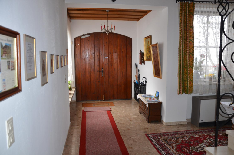 Others 5, Hotel-Garni Kaiserhof, Zell am See