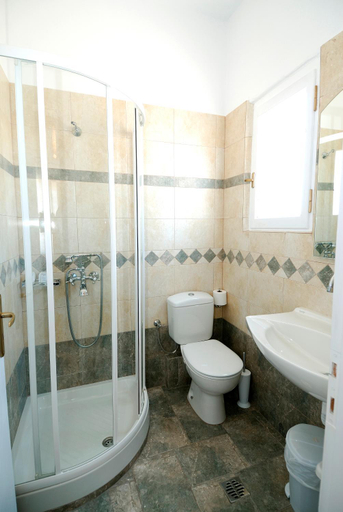 Bathroom 3, Tsakanos Apartments, South Aegean