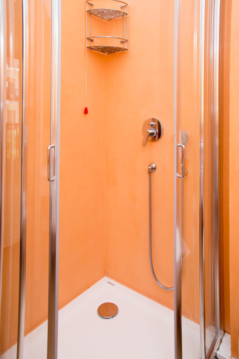 Bathroom 2, El Balear, Sassari