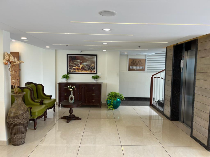 Others 5, British County Resorts, Idukki