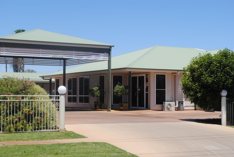 Others 2, Cobar Central Motor Inn, Cobar