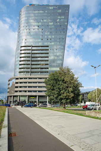 Exterior & Views 2, Apartment in Hanza Tower by Renters, Szczecin