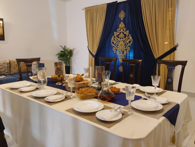 Food & Drinks 4, Travelodge Guesthouse, Islamabad