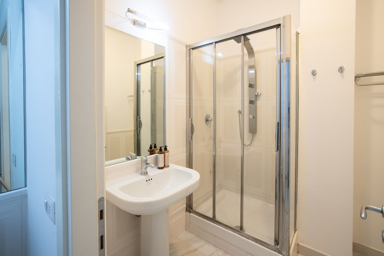 Bathroom 5, Morin 10 Rome Exclusive Suites, Rome