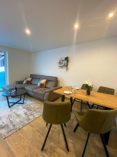 Others 3, Appartements Emilia, Reutte