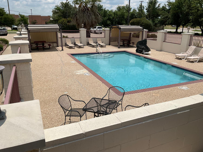 Sport & Beauty 5, Budget Host Inn and Suites Cameron, Milam