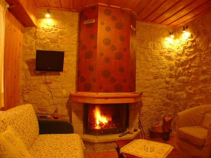 Others 2, Ariadne Guesthouse, Central Greece