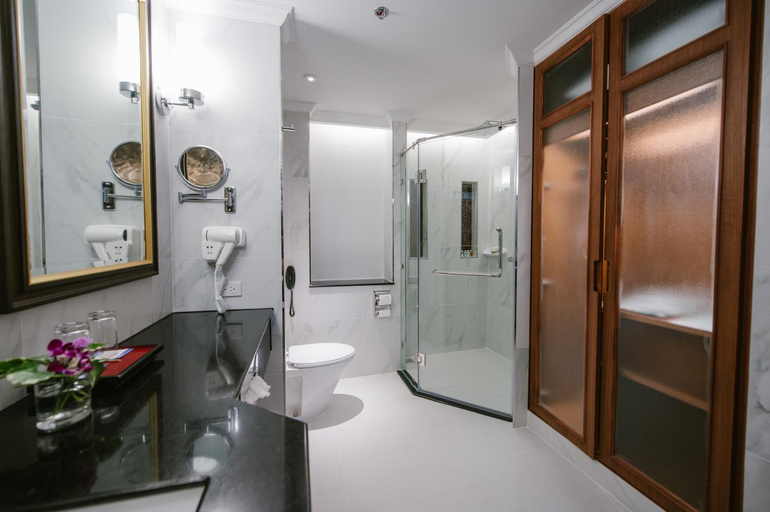 Bathroom 5, Empress Premier Hotel Chiang Mai, Muang Chiang Mai