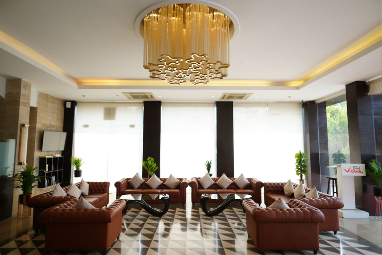 Business Facilities