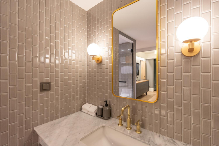 Bathroom 4, Bandalo Boutique Hotel, Phuket Island