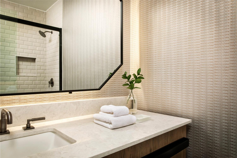 Bathroom 3, Kimpton Hotel Monaco Denver by IHG, Denver
