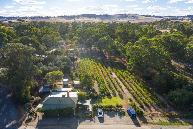 Food & Drinks 5, Reillys Wines Heritage Cottages, Clare and Gilbert Valleys
