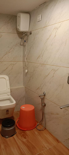 Bathroom 3, Hotel MD, Vadodara