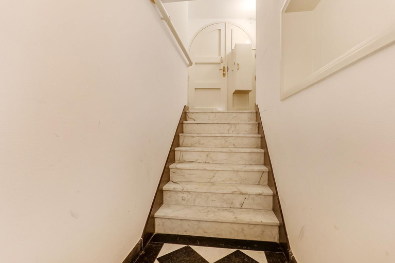 Others 5, City-centre, Canal-house, luxurious , stylish bedroom, ensuite bathroom, Amsterdam