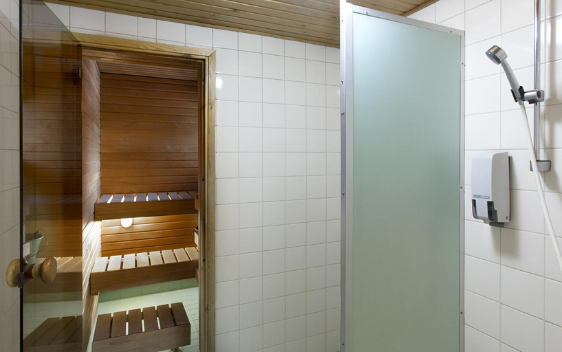 Bathroom 3, Hotel Himos, Central Finland