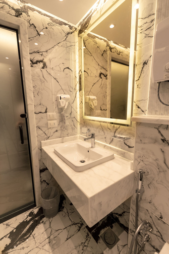 Bathroom 3, Blue Pyramids Eyes Hotel, Al-Ahram