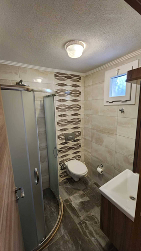 Bathroom 5, Can Motel, Marmaris