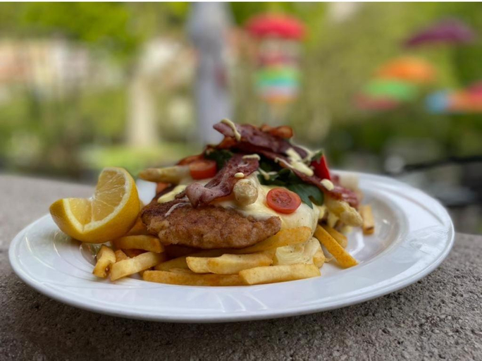 Food & Drinks 5, Auerhahn Nest, Calw