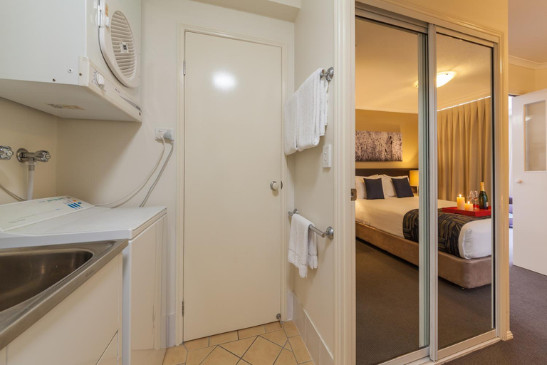 Bathroom 5, Westend Central Apartments, Brisbane