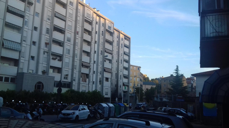 Casarcobaleno, Trieste