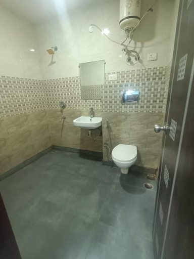 Bathroom, Hotel Royal Inn, Delhi
