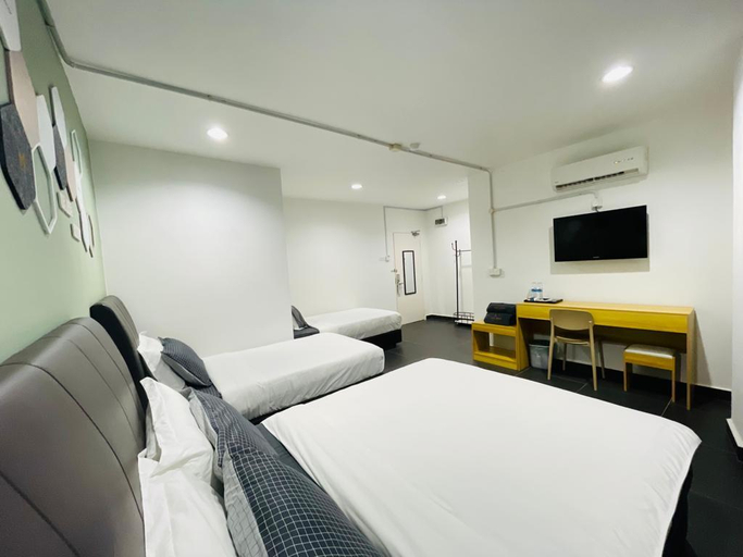 Bedroom 2, Halo Rooms Hotel, Tumpat