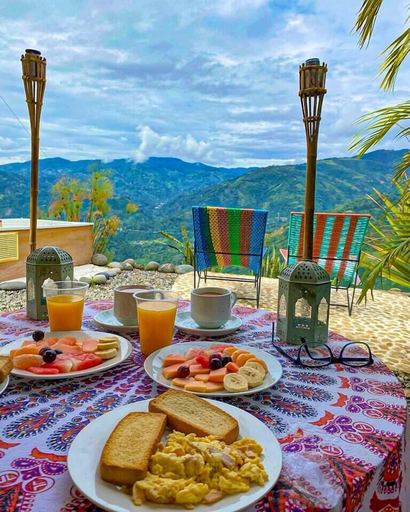 Food & Drinks 4, Mirador del Magdalena Hotel y Glamping, Isnos