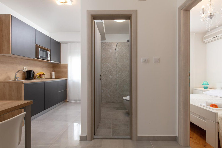 Others 5, Villa Anja, Split