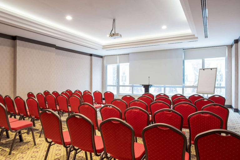 Business Facilities 25