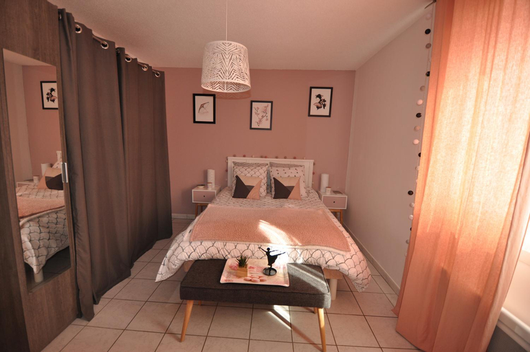 Bedroom 2, La Premiere Etoile, Vosges
