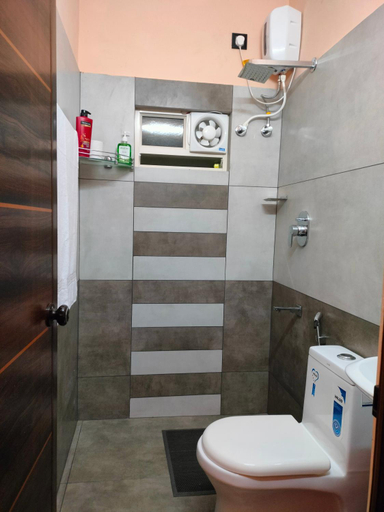 Bathroom 2, Gerards Home stay Fortkochi, Ernakulam