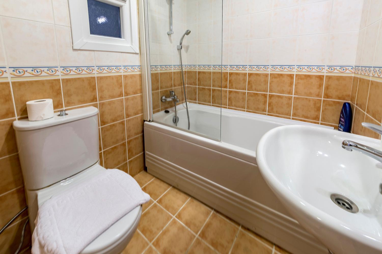 Bathroom 5, Hotel Fehmi Bey, Fatih