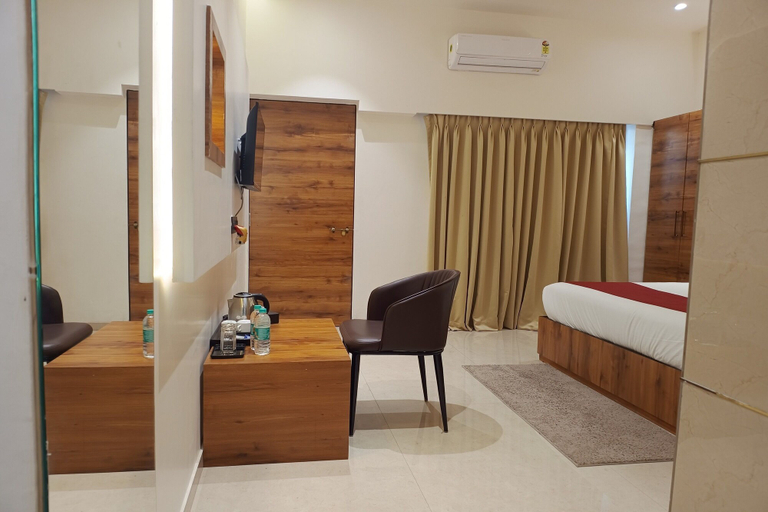 Bedroom 3, Madhav Residency Hotel & Banquet, Kalyan, Mumbai, Thane