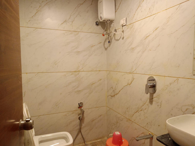 Bathroom 5, Hotel MD, Vadodara