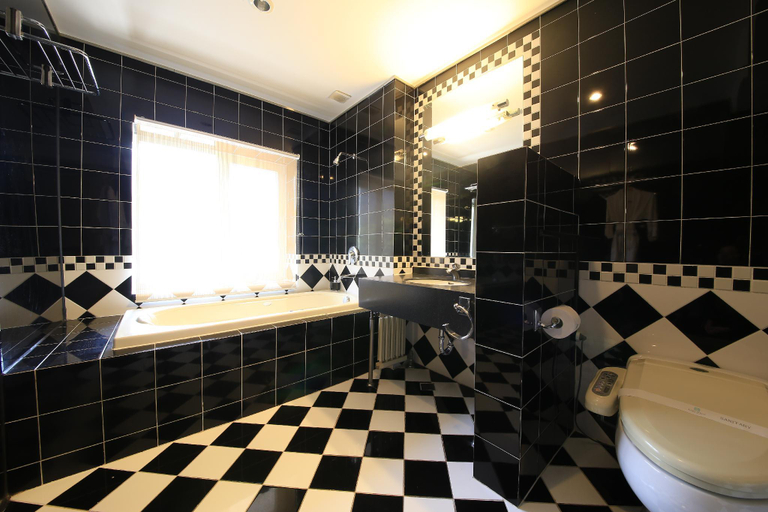 Bathroom, Lake Hills Sokrisan Hotel, Boeun