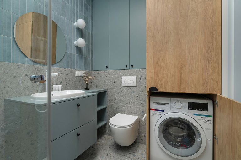 Bathroom 3, Unique two Bedroom Apartment by Renters, Poznań City