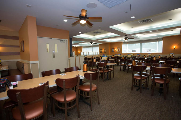 Food & Drinks 4, Ramada by Wyndham Niagara Falls/Fallsview, Niagara