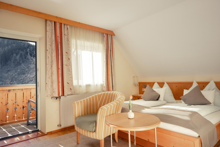 Bedroom 2, Pension Glitschnerhof, Liezen