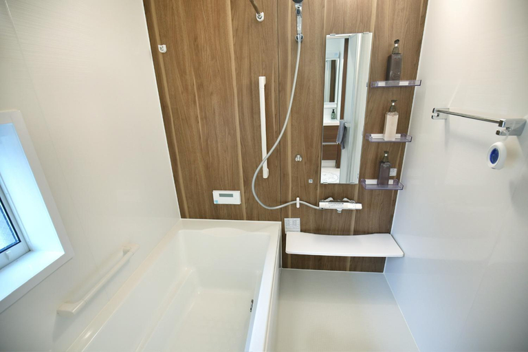 Bathroom 3, kameido k hotel, Sumida