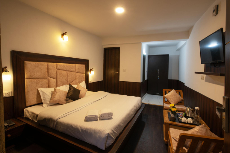 Bedroom 2, The Bunk Street, Kullu