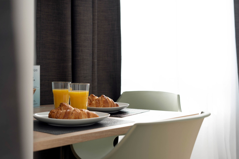 Food & Drinks 4, Schicke Apartments in Bonn I home2share, Bonn