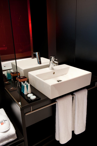 Bathroom 4, Axel Hotel Berlin-Adults Only, Berlin
