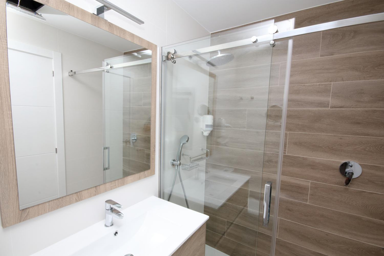 Bathroom 1, A Verdella Villas, Pontevedra