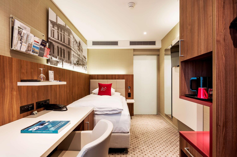Bedroom 6